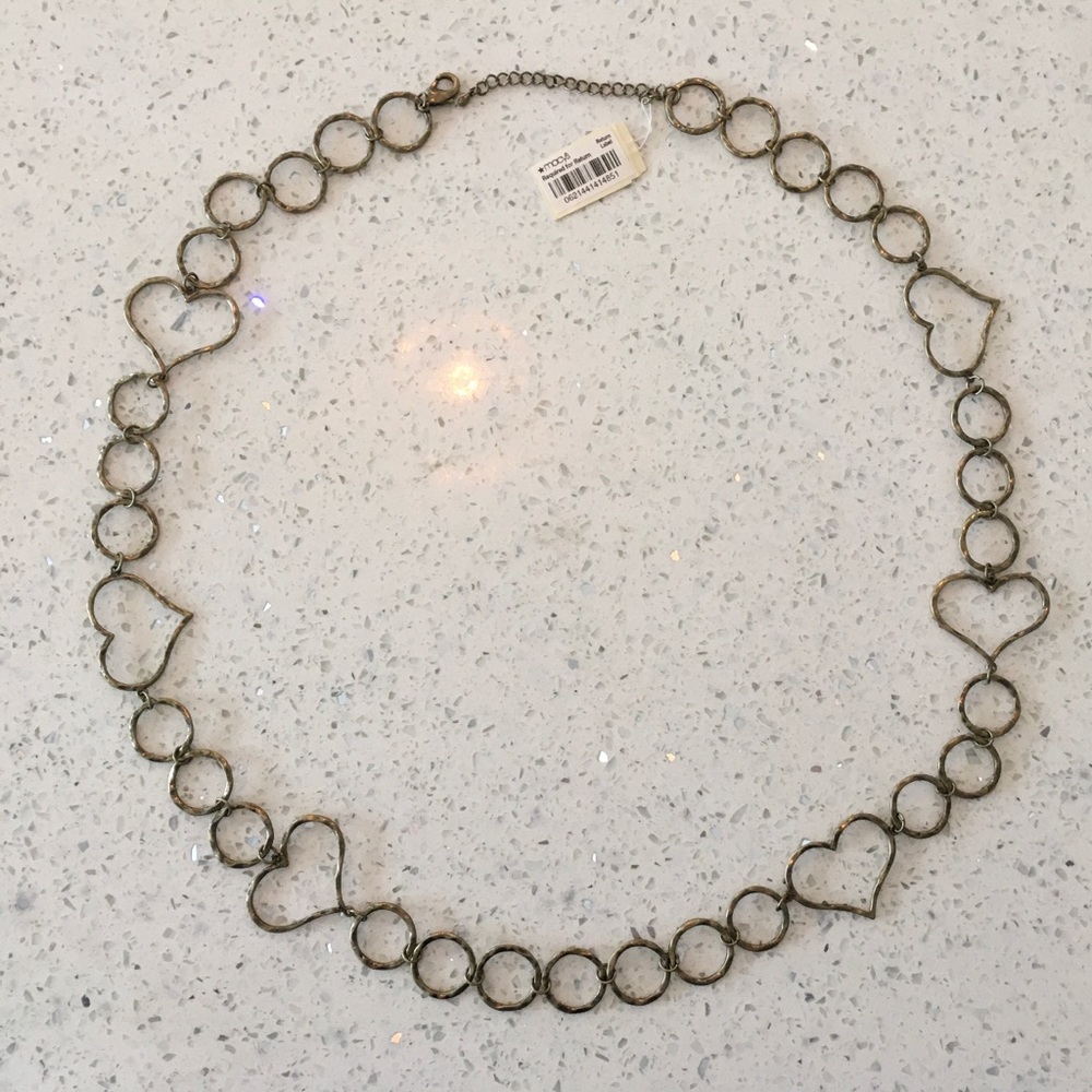 GOLDTONE HEART NECKLACE